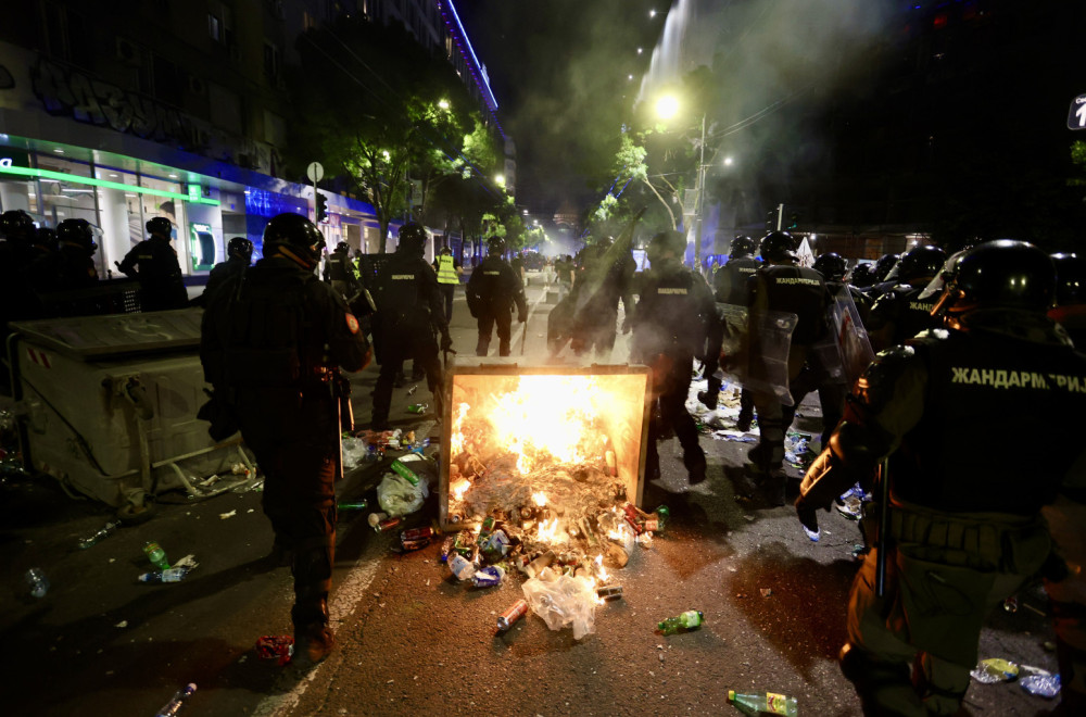 Dačić o haosu blokadera: "Ima povređenih policajaca, uhapšene 23 osobe"; "To nije politika, to je ekstremizam"