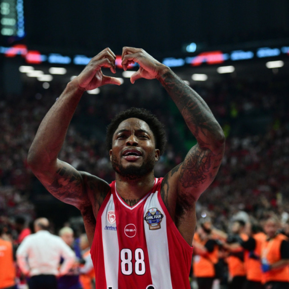 Tajrik Džons "pecnuo" Partizan posle titule u Evroligi