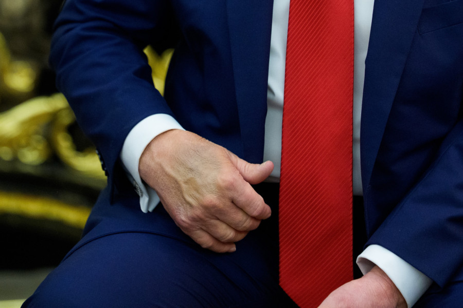 Tramp ide na lekarski pregled, svi su šokirani fotografijama modrica na njegovim rukama FOTO