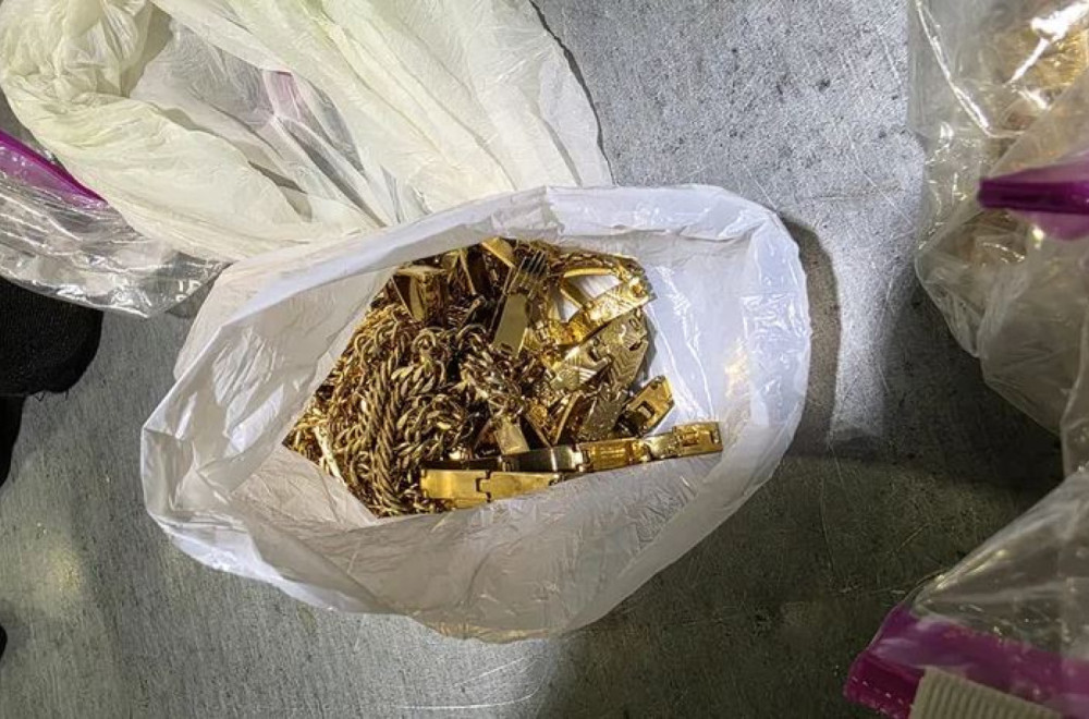 Sve puno zlata: Velika zaplena na Horgošu, oduzeti kilogrami nakita