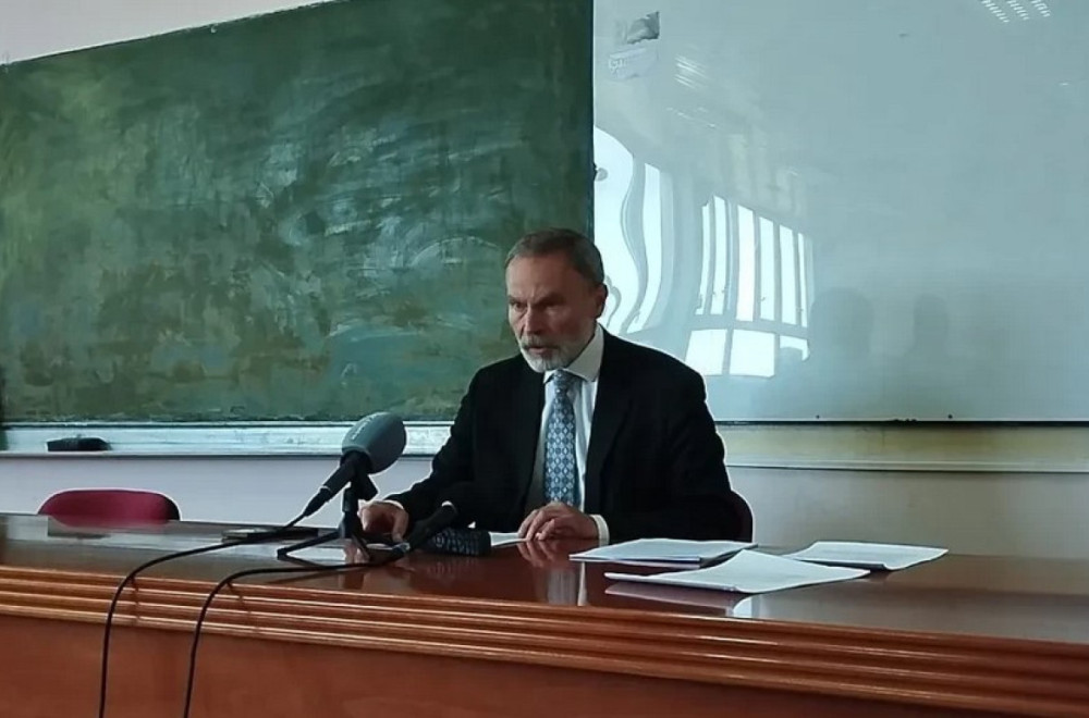 Direktor Jovine gimnazije u Novom Sadu: "Pokrenuti disciplinski postupci protiv određenih nastavnika"