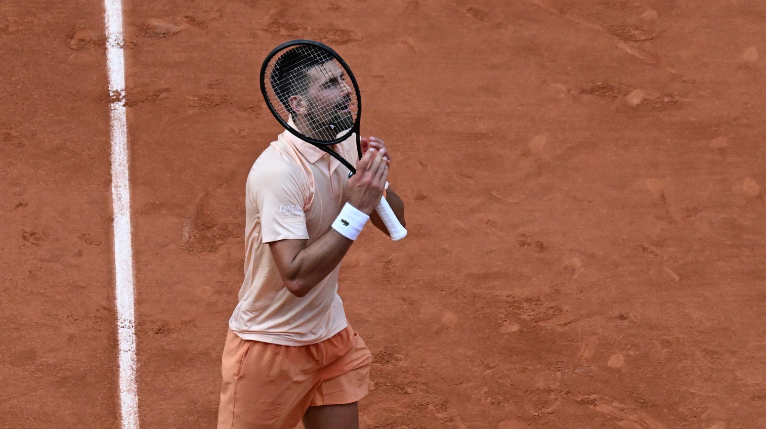 Novak: "Viteška nit i borba, duh vuka koji nosim... Makar igrao na jednoj nozi neću dati bilo kome..."