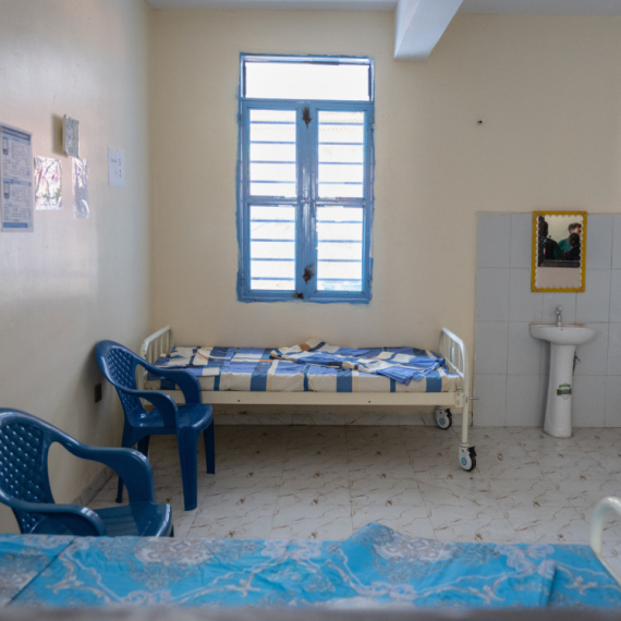 Novi slučajevi ebole: Zatvorili granice, bolest se širi