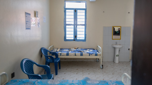 Novi slučajevi ebole: Zatvorili granice, bolest se širi