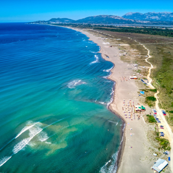 Uvedene stroge mere u Ulcinju: Turisti će plaćati 500 evra ako prekrše ovo pravilo VIDEO