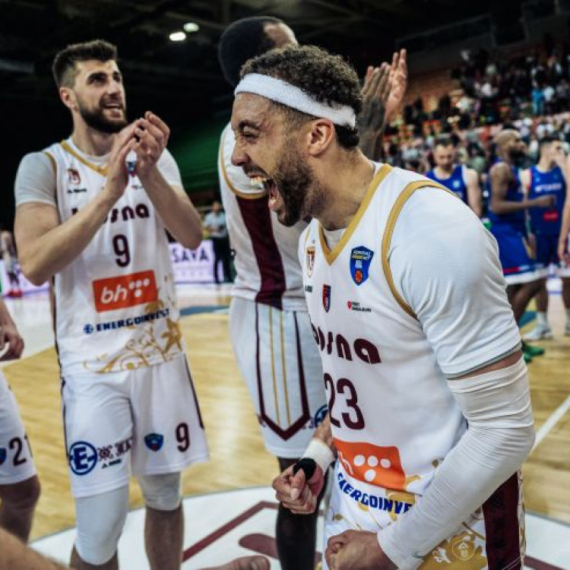 Bosna opet šampion! "Ludnica" u Sarajevu – Igokea imala +17, pobedila, ali bez titule VIDEO