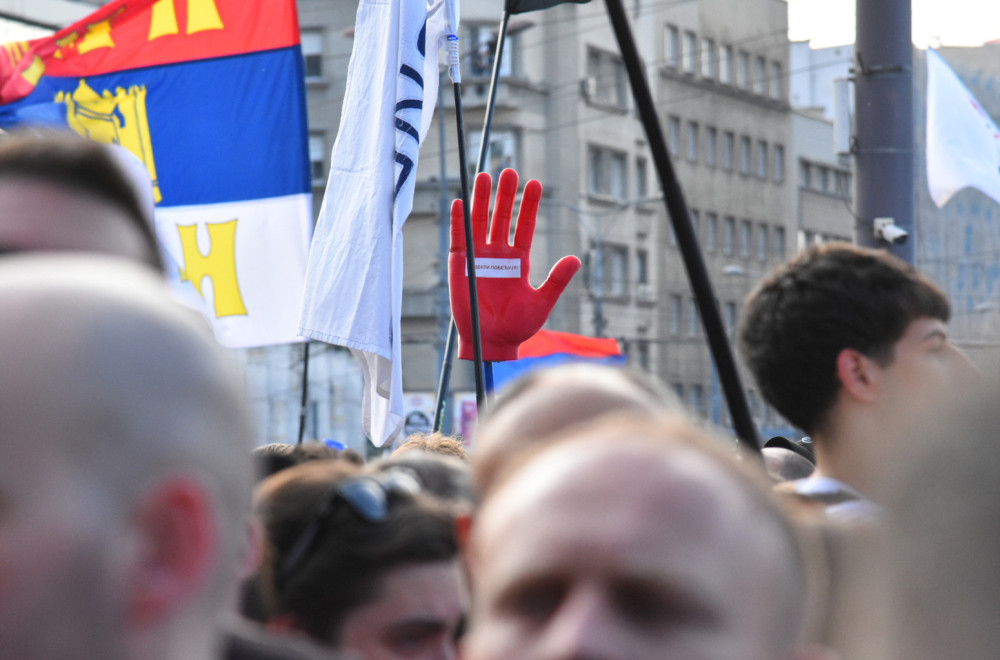 Studentski protest ili žurka penzionera?