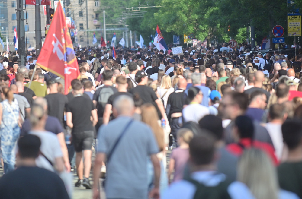 Brutalna poruka blokaderima na mrežama: "Priznajte da je obojena revolucija završena" VIDEO