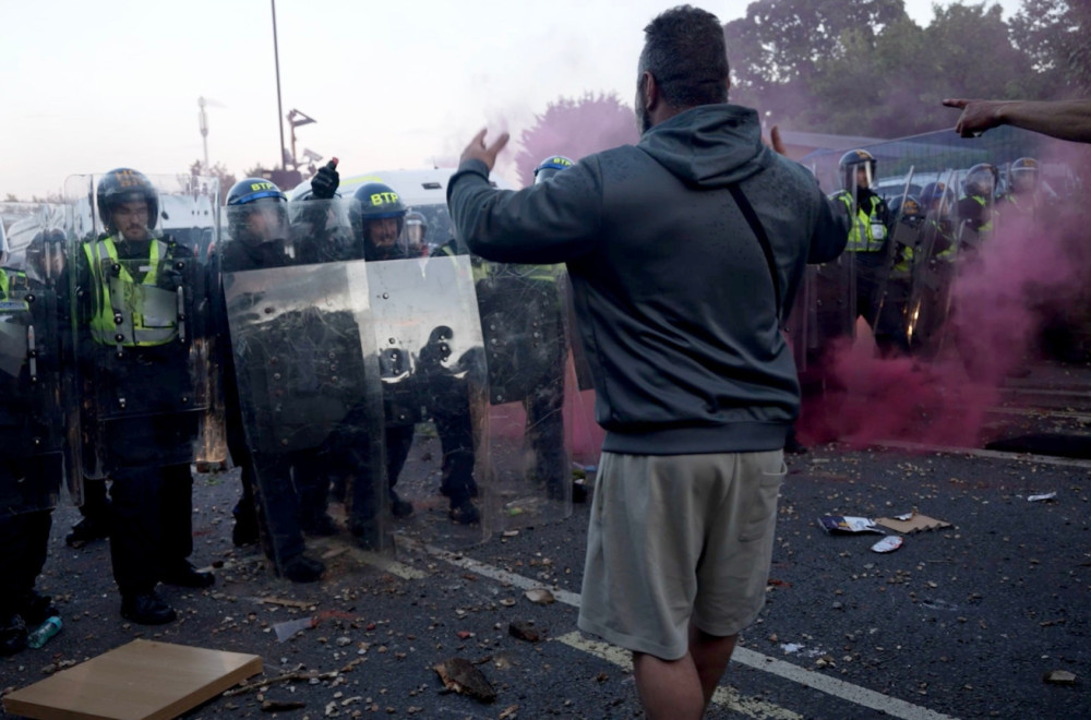 Brutalni obračuni policije i demonstranata u Sautemptonu FOTO/VIDEO