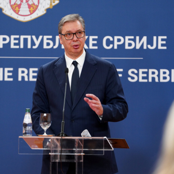 Vučić: "Srbija čini 57,1 odsto izvoza u odnosu na ceo Zapadni Balkan"; "Ukupna trgovina sa EU 58 milijardi"