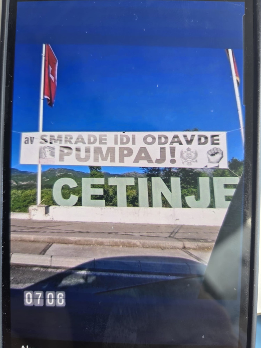 Skandal u Crnoj Gori; Sraman transparent na ulazu u Cetinje: Nove uvrede upućene Vučiću FOTO