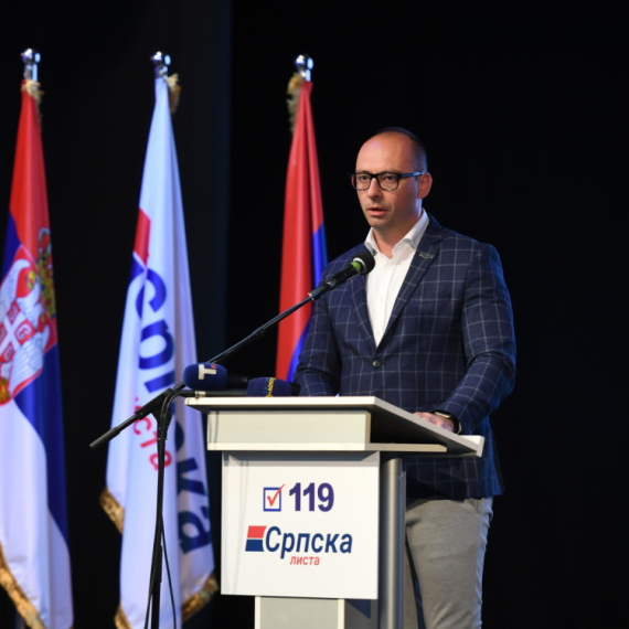 Simić: "Priština na severu KiM ne poštuje vladavinu prava"; "Međunarodna zajednica fizički da zaštiti Srbe"