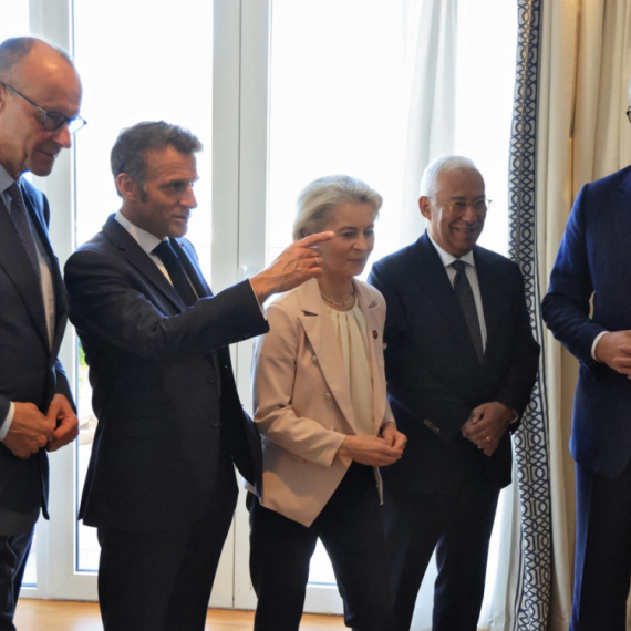 Vučić u Tivtu bio u društvu najmoćnijih političara današnjice; Hrvatski mediji morali da priznaju istinu VIDEO
