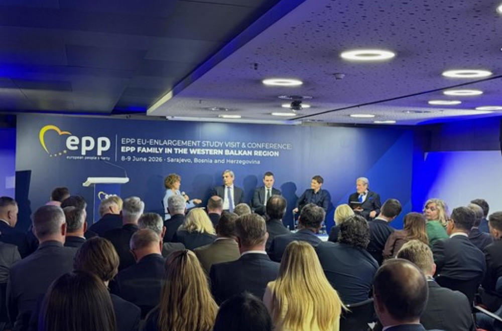 Brnabić u Sarajevu na panelu u organizaciji EPP: "Srbija daleko najbolja u regionu" FOTO