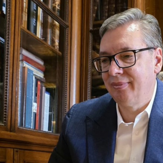 Vučić gostovao na Radio Beogradu 2008: "Žao mi je što moji protivnici nisu nešto naučili iz tog nastupa"