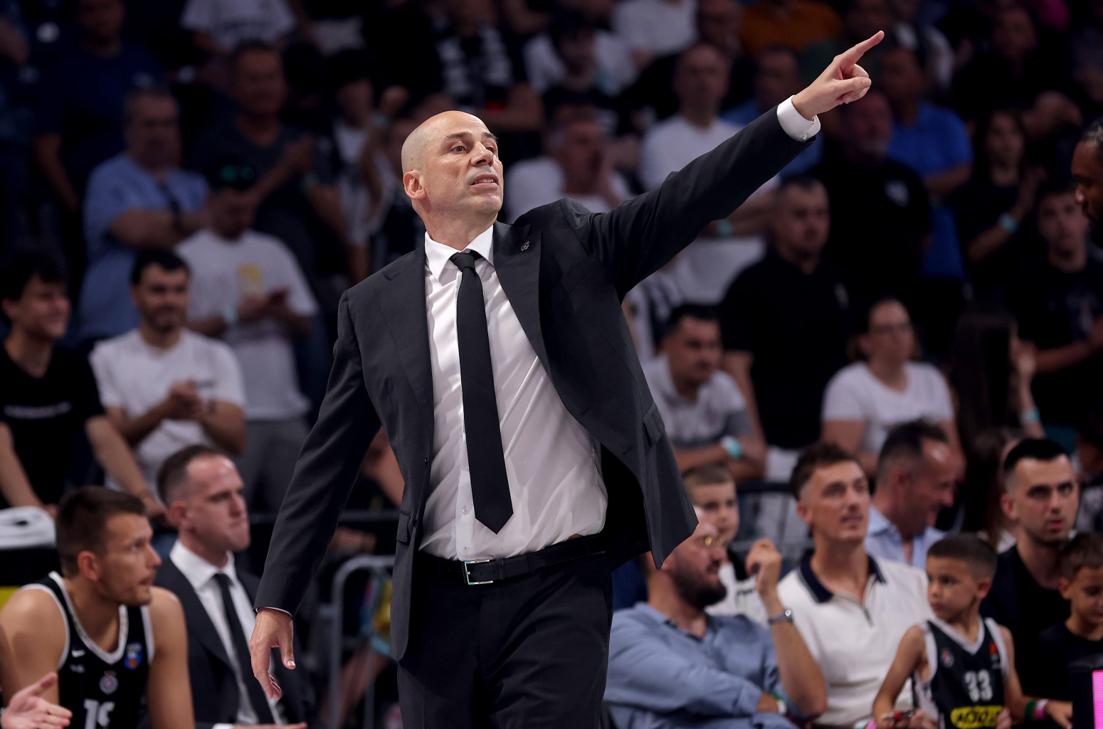 Ma, koga je to Partizan doveo?!