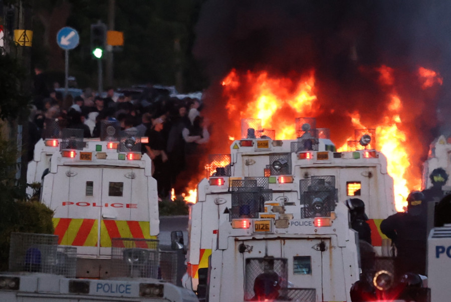 And the chaos continues — Europe is beginning to burn; The streets resemble a war zone PHOTO/VIDEO