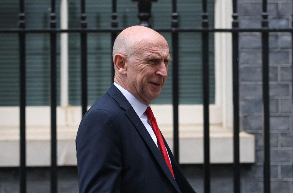 Britanski ministar odbrane podneo ostavku