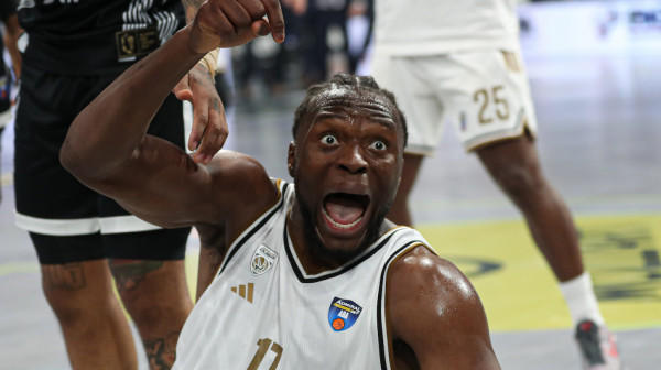 Prijavio povredu kod ključnih bacanja, a postao MVP