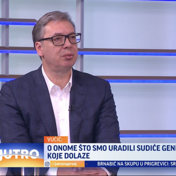 Vučić o novom programu za penzionere: Vaučeri za banje, jeftiniji lekovi, jednokratna davanja...