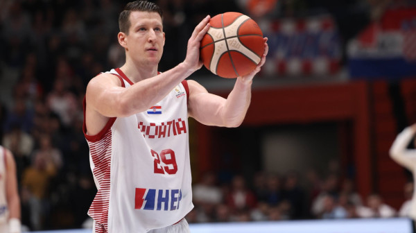 Dvostruki MVP objavio Hitlerovu knjigu: Hrvat hitno sve obrisao FOTO