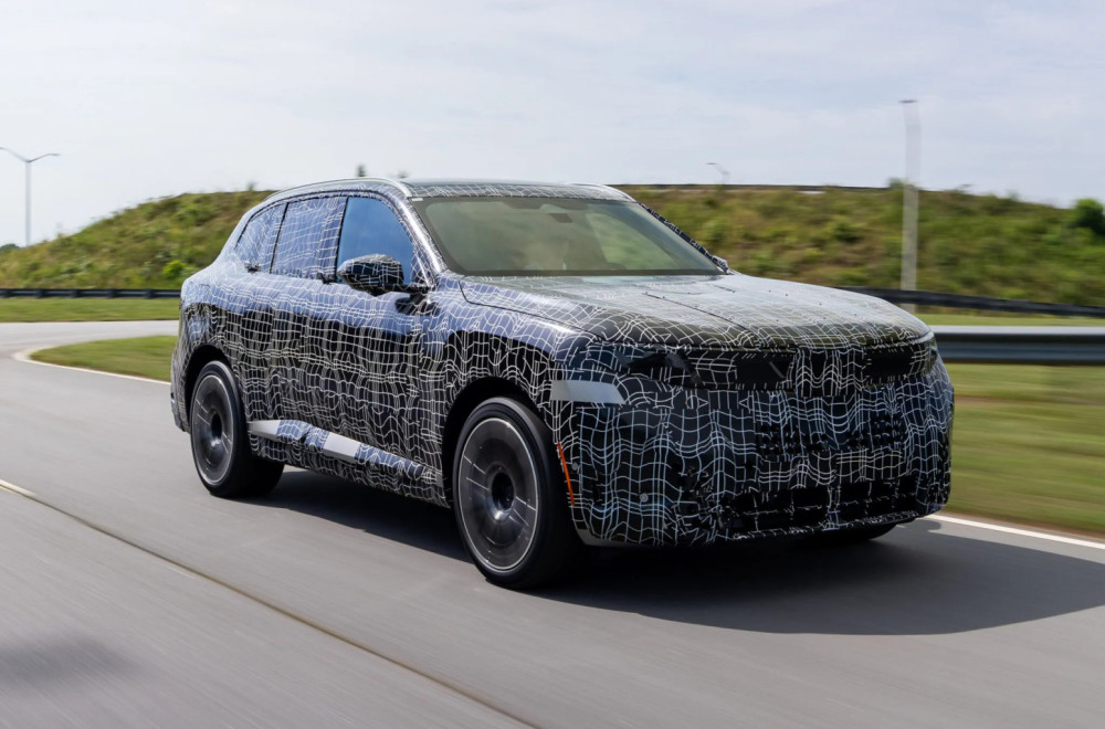 BMW je stavio svoju najveću bateriju ikada u novi X5