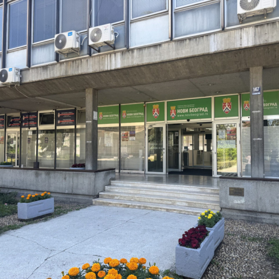 Skupština GO Novi Beograd usvojila odluku o nagrađivanju više novobeogradskih đaka kao i nastavnika