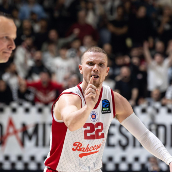 Ništa od Partizana – zvezda Evrokupa produžila ugovor