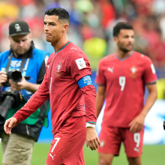 Anri poručio Ronaldu: "Tim – ne ti"