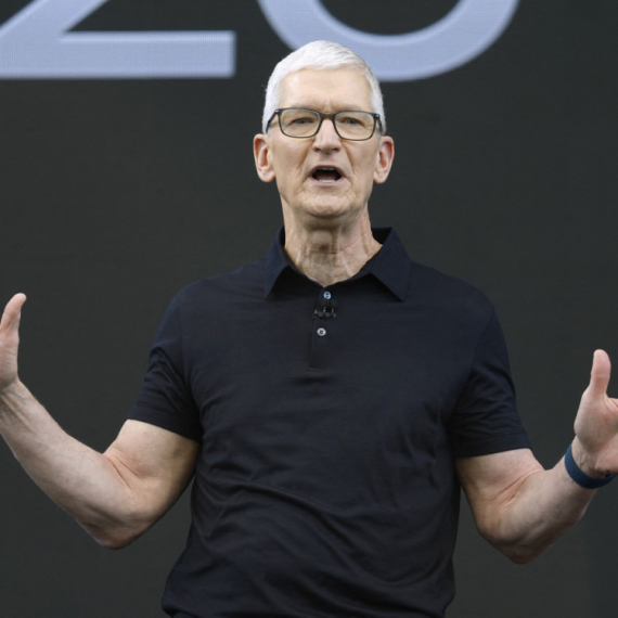Loše vesti iz Apple-a: Tim Kuk potvrdio ono od čega su svi strepeli