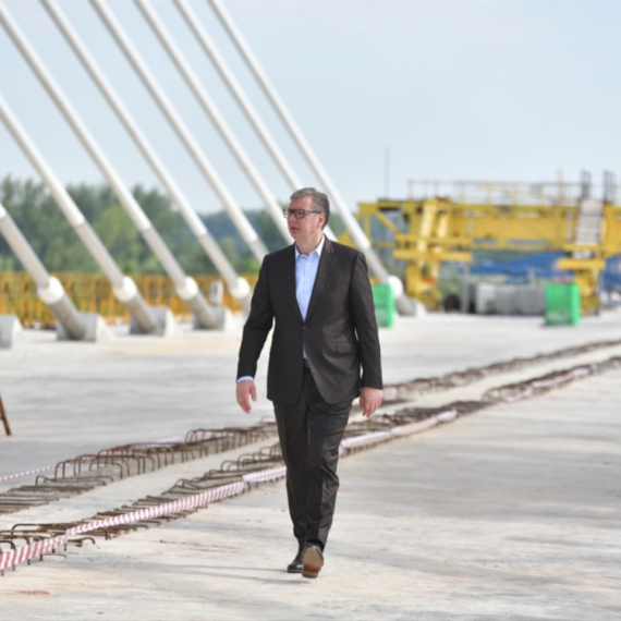 Vučić: "Sve je teža situacija u Rusiji i Ukrajini"