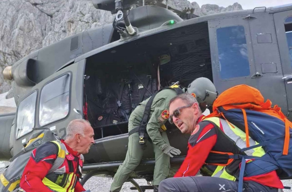 Drama na Durmitoru: Belgijanac povredio nogu, spasavao ga helikopter FOTO