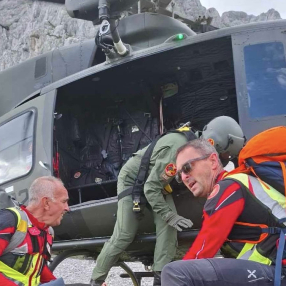 Drama na Durmitoru: Belgijanac povredio nogu, spasavao ga helikopter FOTO