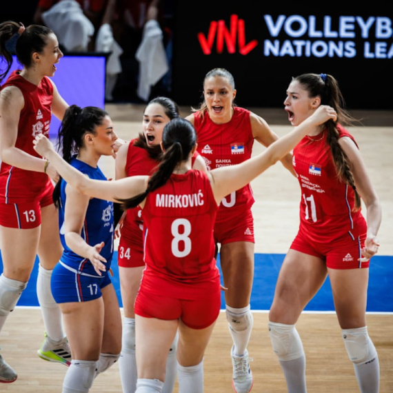 "Zna se ko je za reprezentaciju, a ko ne – iskristalisala se ekipa, uz 'babe' koje treba da dođu" VIDEO