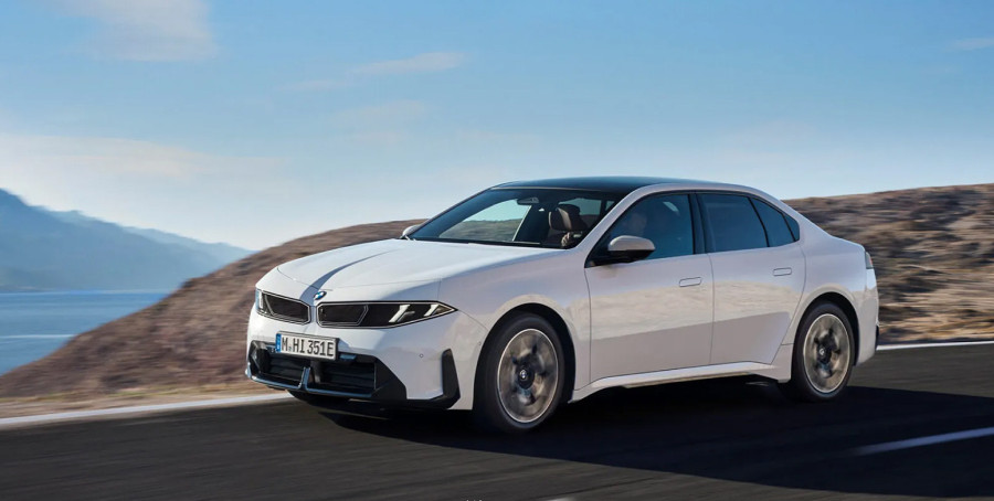 Krenula prodaja BMW-a i3: Domet od preko 900 km i ubrzanje kao sportski automobil FOTO