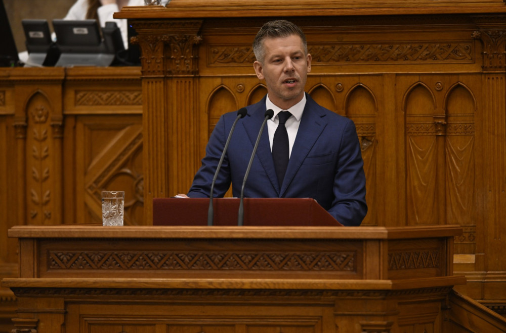 Šuljok potpisao; Uvedeno ograničenje mandata mađarskog premijera