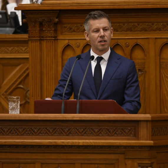 Šuljok potpisao; Uvedeno ograničenje mandata mađarskog premijera
