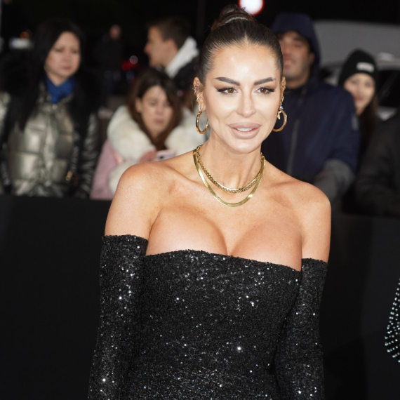 Oglasila se Zorannah nakon "pobede" svog muža: U inat hejterima objavila je ovu fotku FOTO