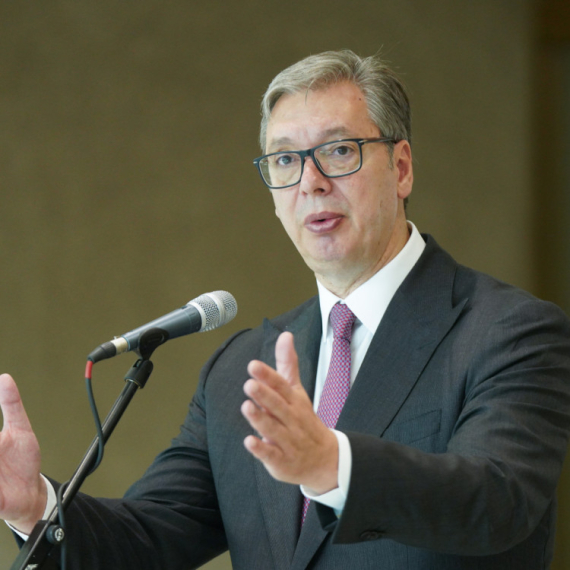 Vučić sutra u 18 časova predstavlja nove mere za građane