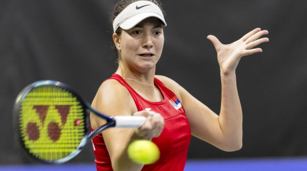 Lola napredovala, Sabalenka i dalje prva