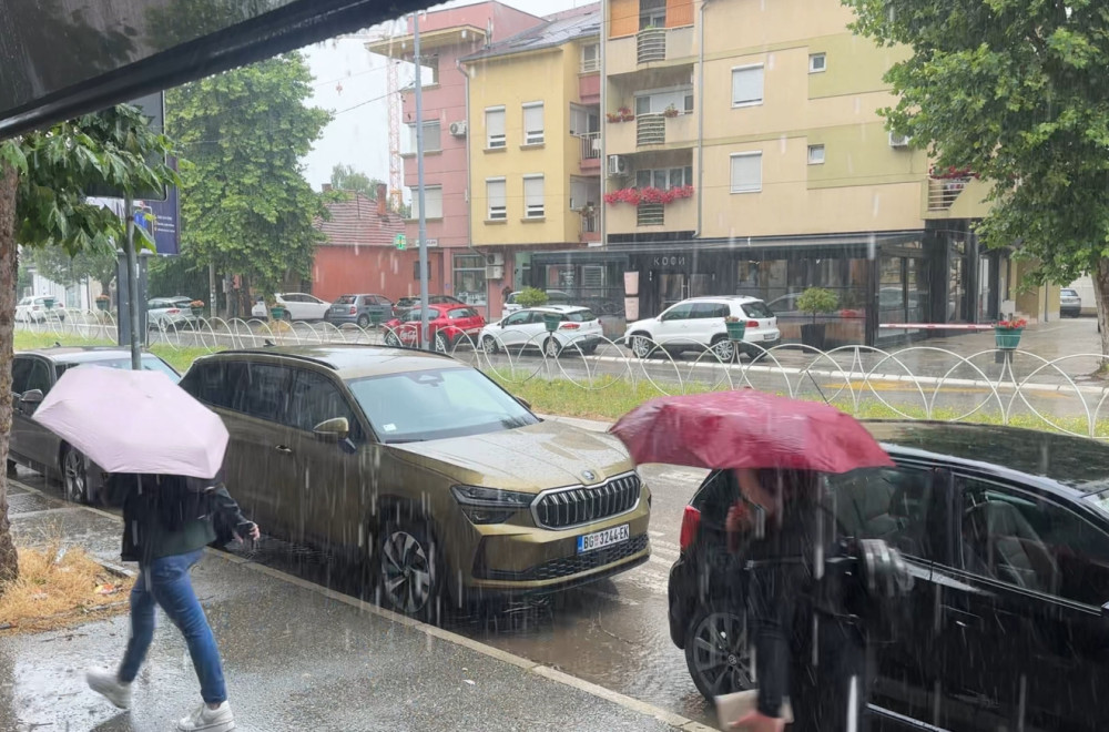 Nevreme nakon vrelog tropskog talasa: Jaka kiša sručila se na Čačak i Gornji Milanovac