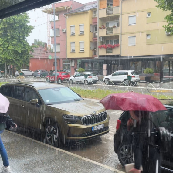 Nevreme nakon vrelog tropskog talasa: Jaka kiša sručila se na Čačak i Gornji Milanovac