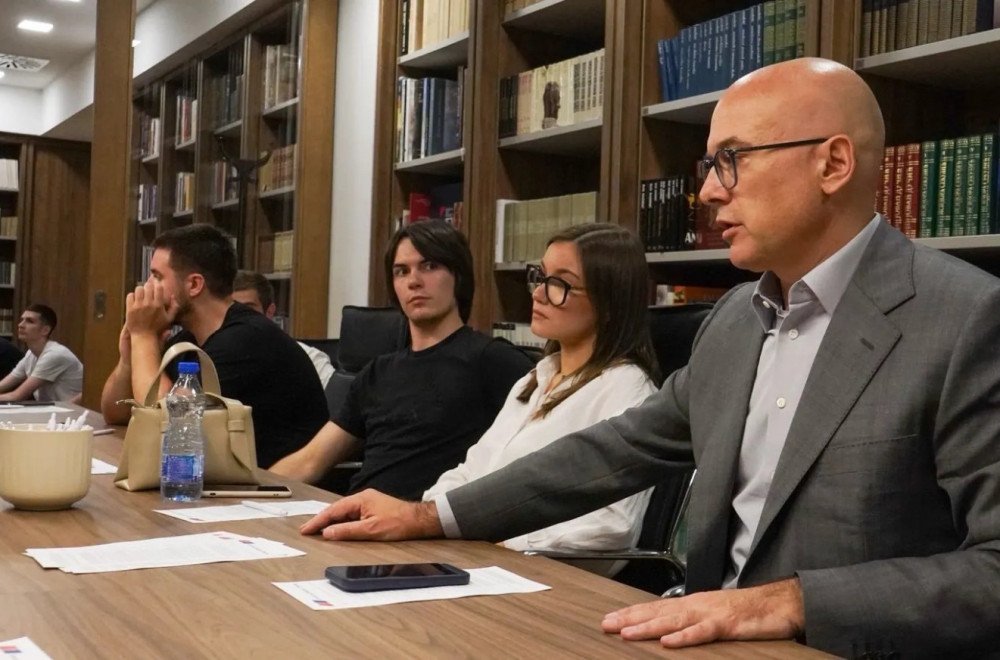 Vučević: "Nas okuplja ljubav prema Srbiji"; "Borimo se svaki dan da naš narod bolje živi" FOTO