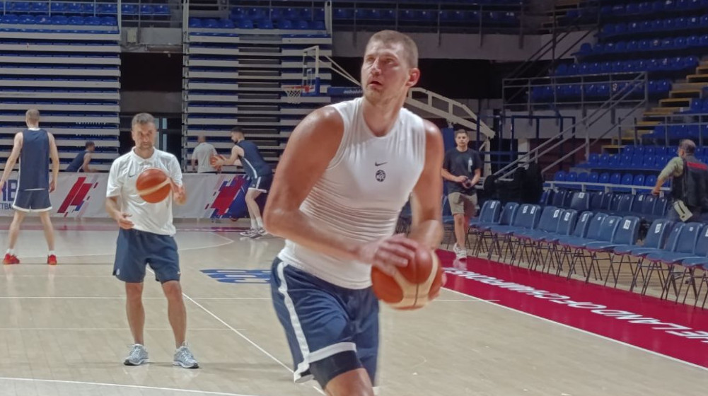 "Orlovi" na okupu – Jokić neprepoznatljiv FOTO/VIDEO