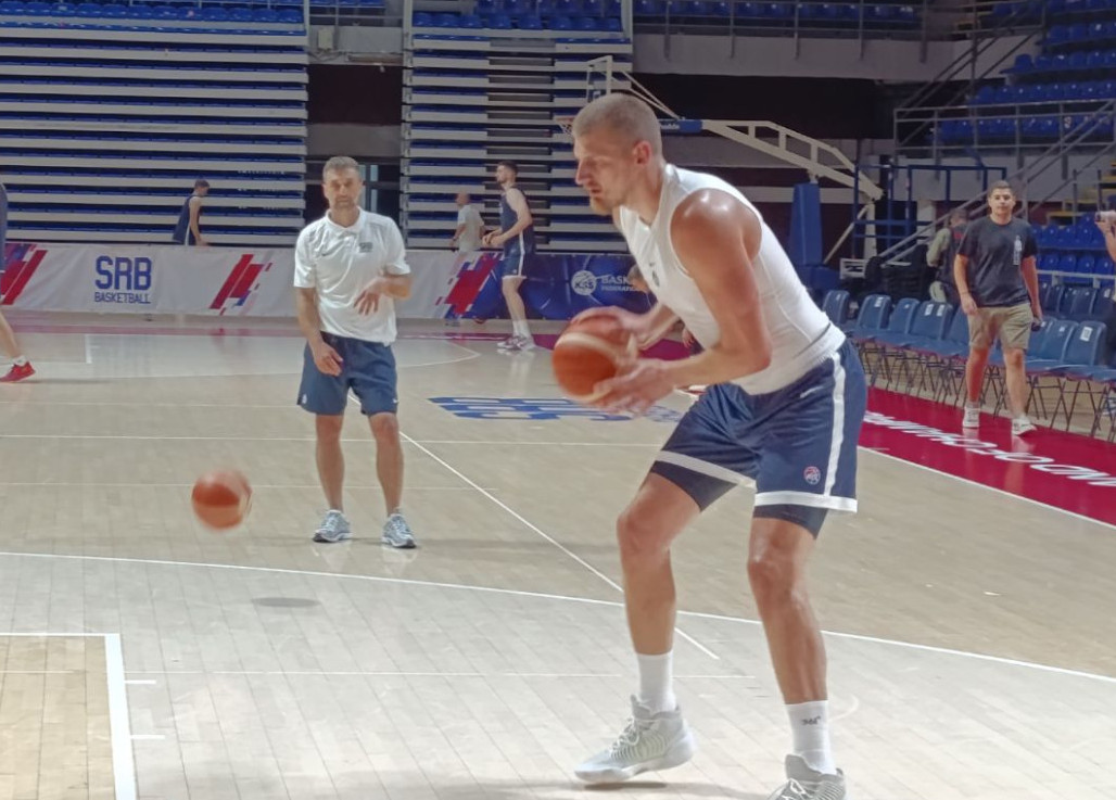 Orlovi na okupu – Jokić neprepoznatljiv FOTO/VIDEO