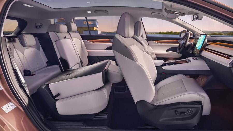 Škoda ulazi u novu ligu: Stigao veliki električni SUV sa tri reda sedišta FOTO/VIDEO