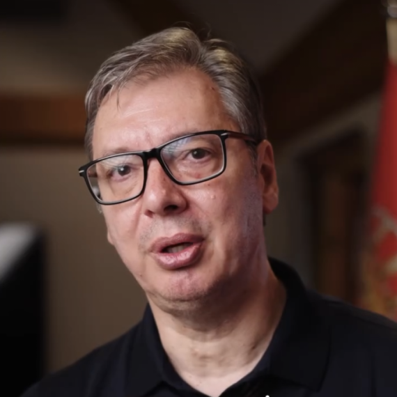 Vučić pozvao građane na veliki skup 27. juna: "Organizujemo susret ljudi koji vole našu otadžbinu" VIDEO