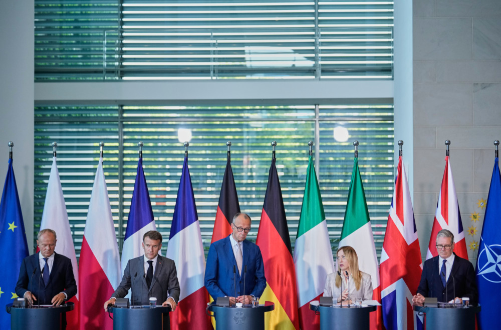 Evropa menja kurs: Sudbina NATO-a u rukama pet sila; Šta će reći Tramp?