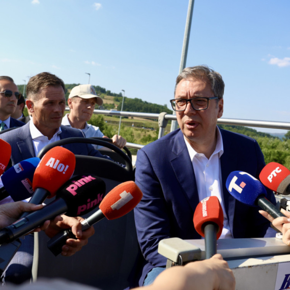 Vučić: "Da su danas izbori nama ne bi bilo lako, ali drugima bi bilo još teže da pobede"