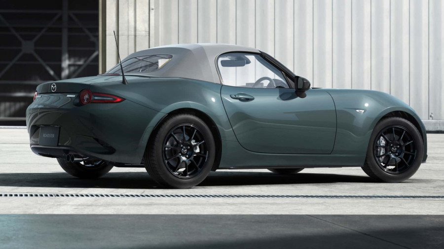 Mazda morala da žrtvuje deo prtljažnika kako bi Miata ostala u prodaji FOTO